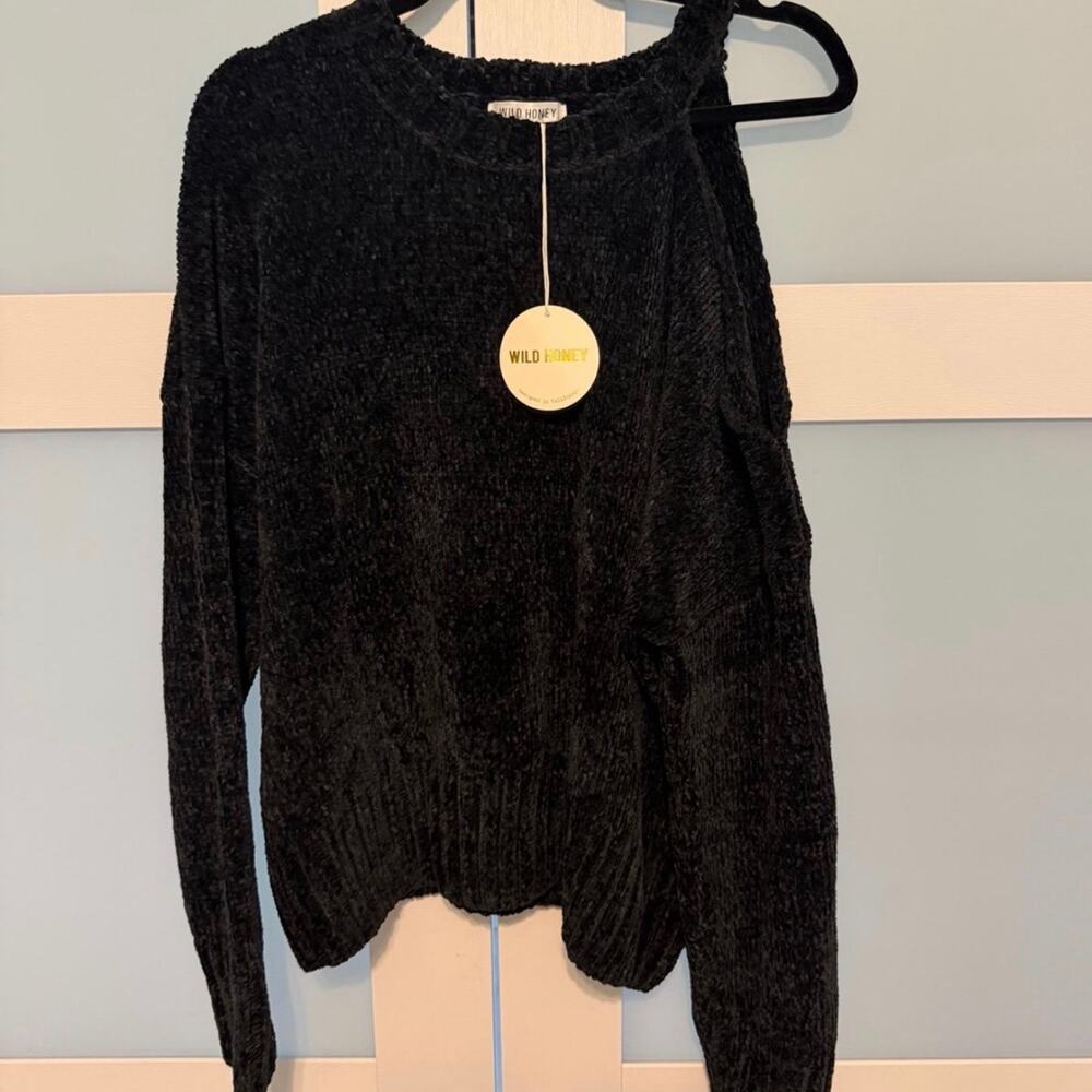 Wild Honey Chenille Sweater Womens Large Black Soft Knit Crew Neck NWT